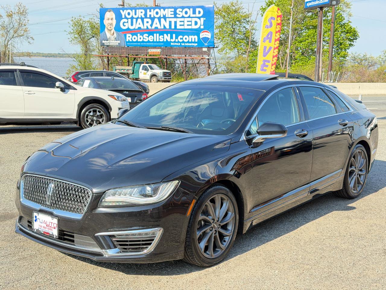 Used 2017 Lincoln MKZ Reserve w/ Drivers Package AWD/4WD image 8