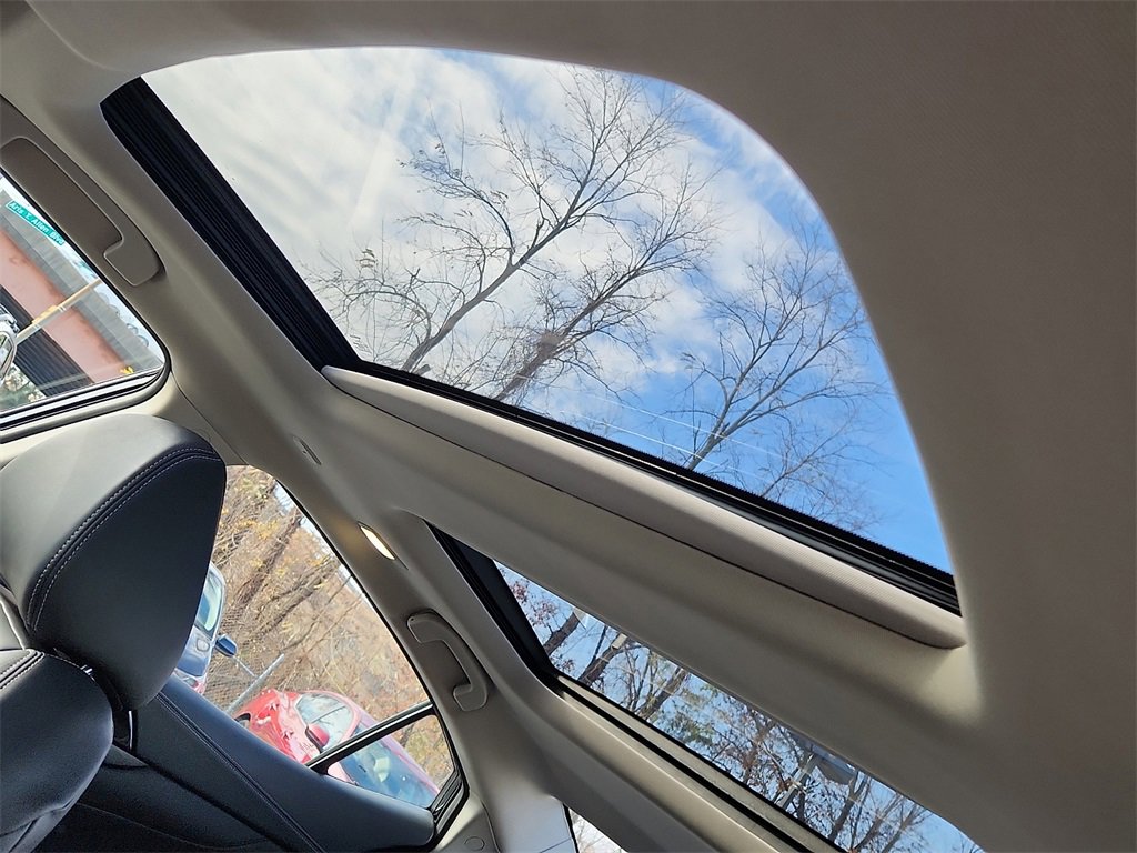 Certified 2023 Nissan Maxima Platinum w/ Sport Mat Group image 15