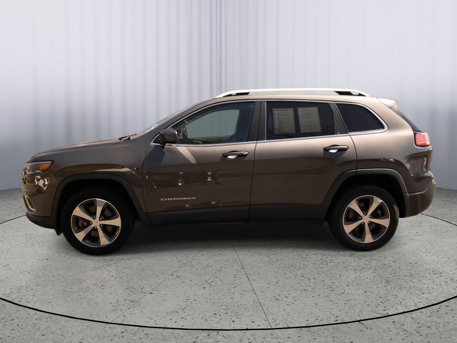 Used 2020 Jeep Cherokee Limited AWD/4WD image 22