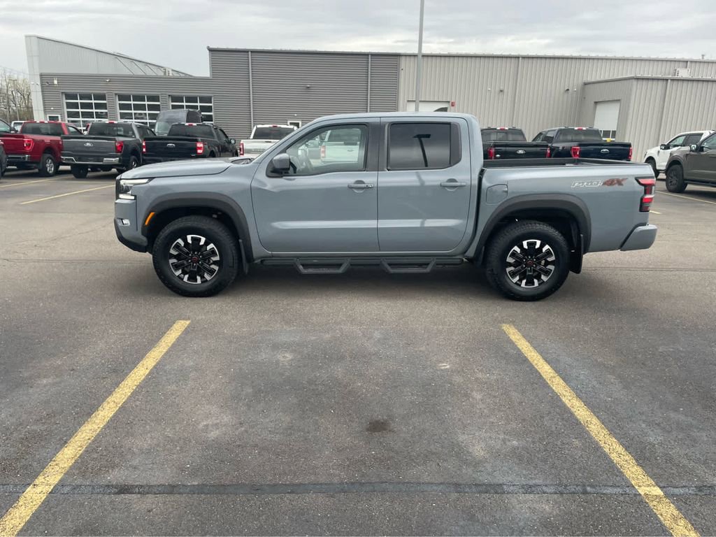 Used 2024 Nissan Frontier PRO-4X w/ Off-Road Protection Package AWD/4WD image 8