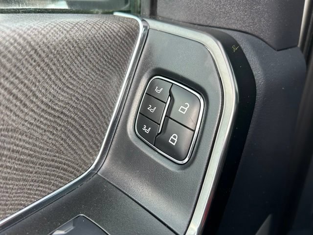 Used 2024 Ford F350 Platinum w/ Tremor Off-Road Package AWD/4WD image 39