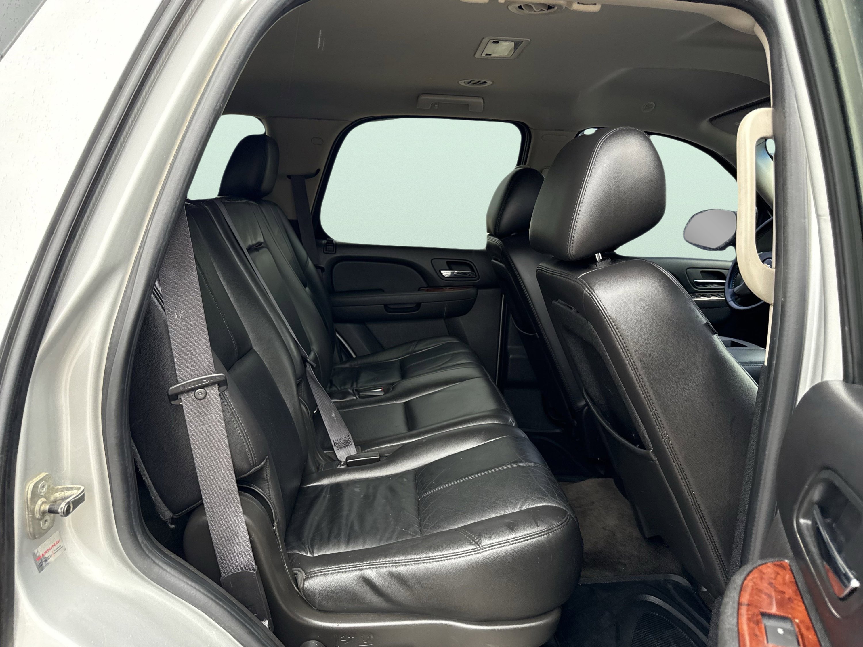 Used 2011 Chevrolet Tahoe LT image 41