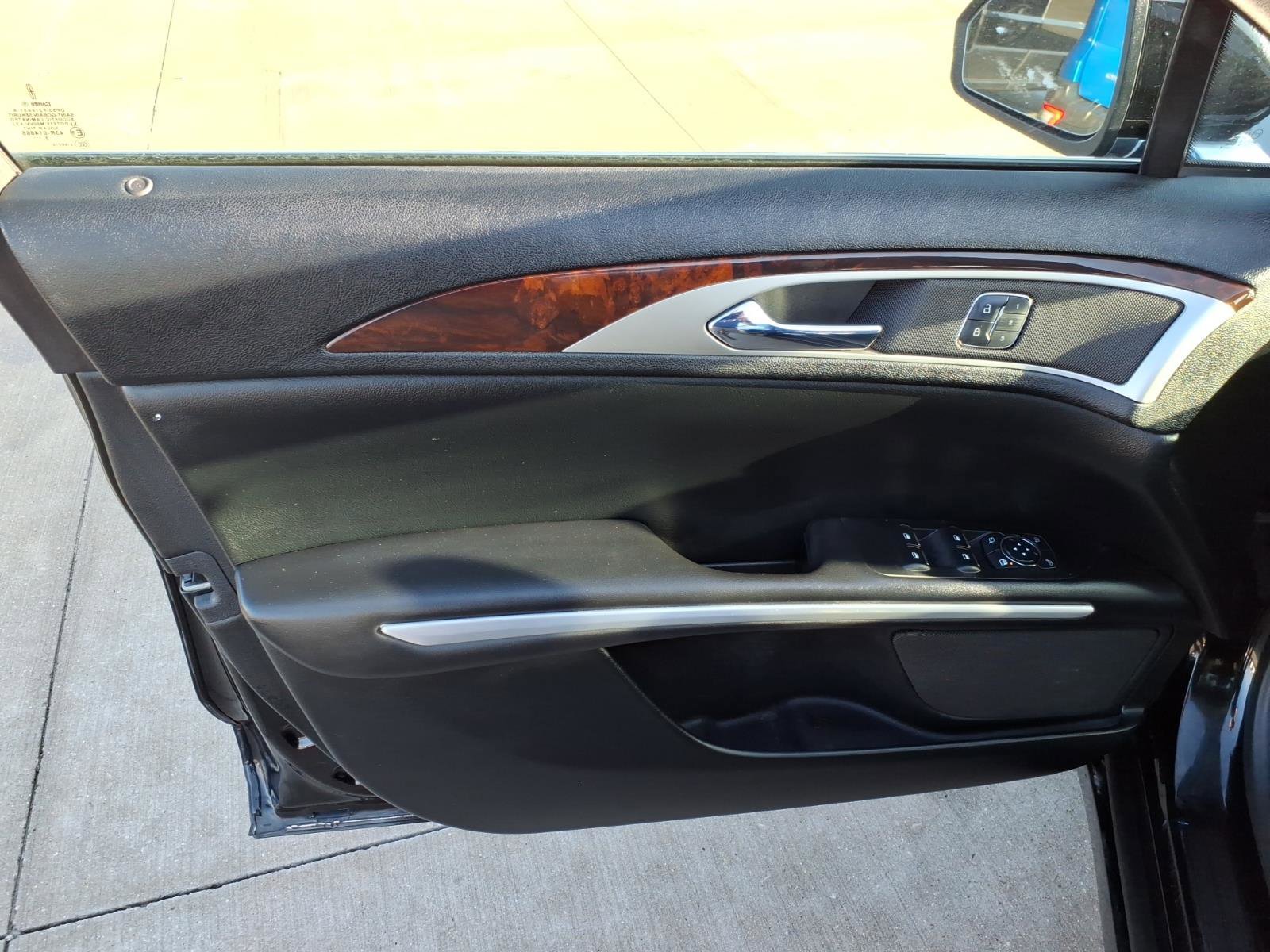 Used 2016 Lincoln MKZ AWD w/ Equipment Group 300A Reserve image 20