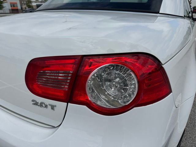 Used 2010 Volkswagen Eos Lux FWD image 9