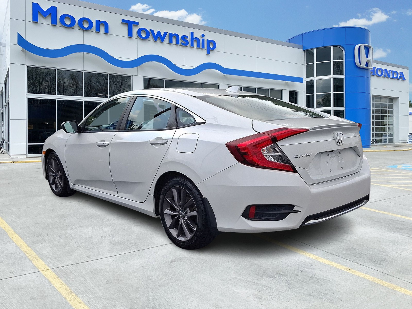 Used 2020 Honda Civic EX image 4