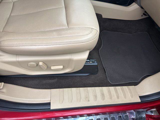 Used 2019 Ford F150 Lariat image 39