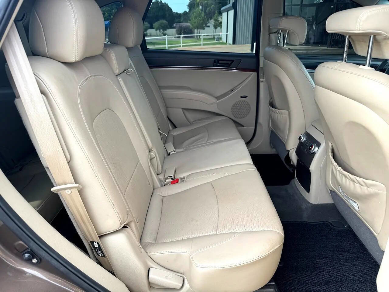 Used 2011 Hyundai Veracruz Limited image 23