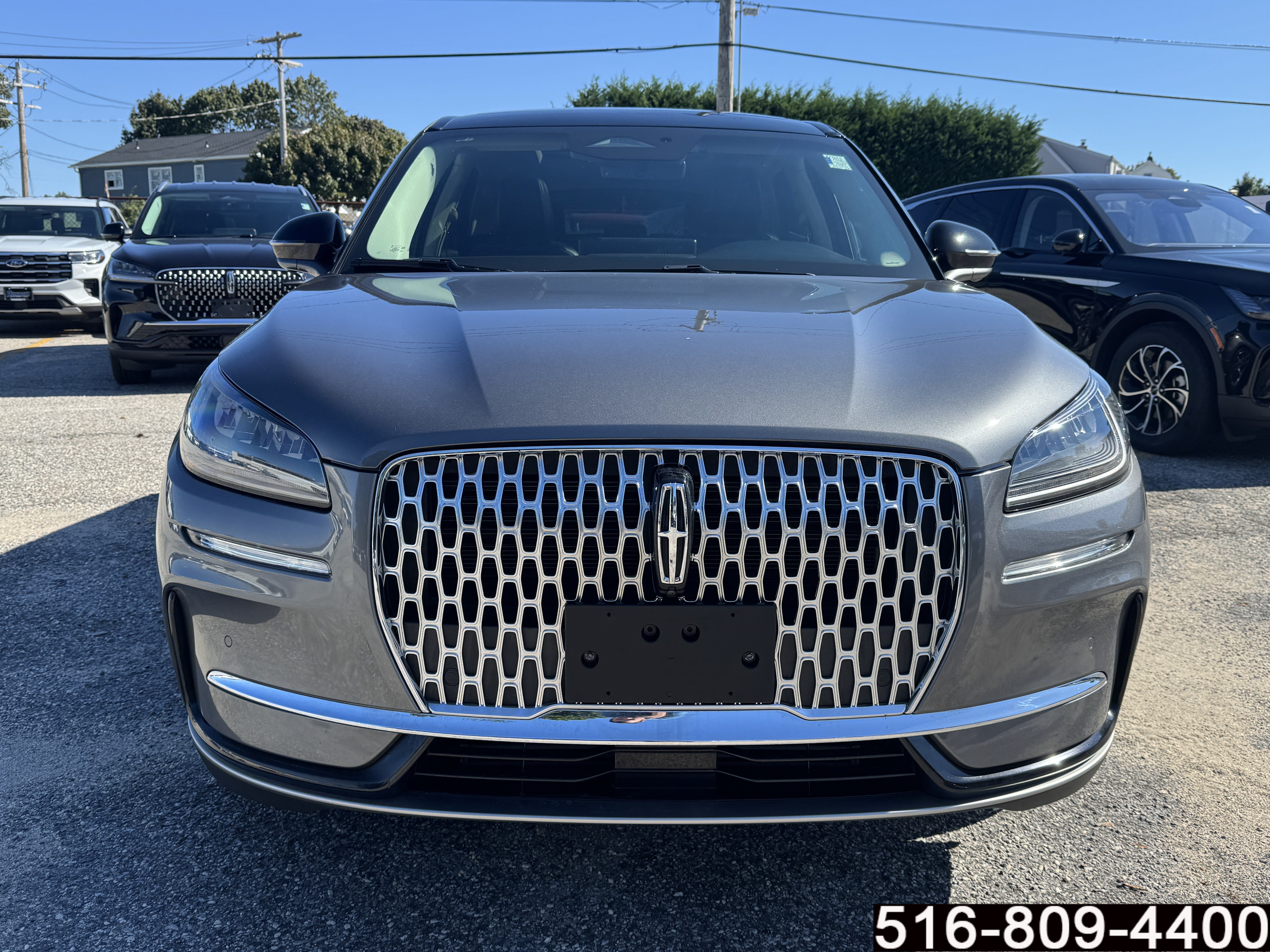 Used 2023 Lincoln Corsair AWD w/ Equipment Group 101A image 2