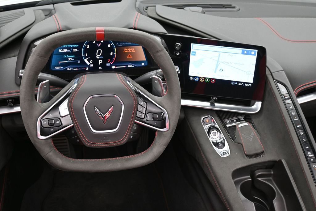 Used 2021 Chevrolet Corvette Stingray Premium Conv w/ Z51 Performance Package RWD image 11