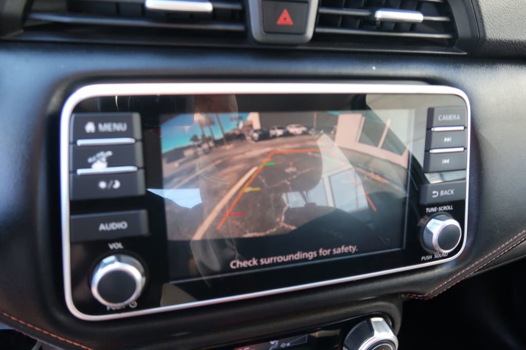 Used 2020 Nissan Versa SR image 14