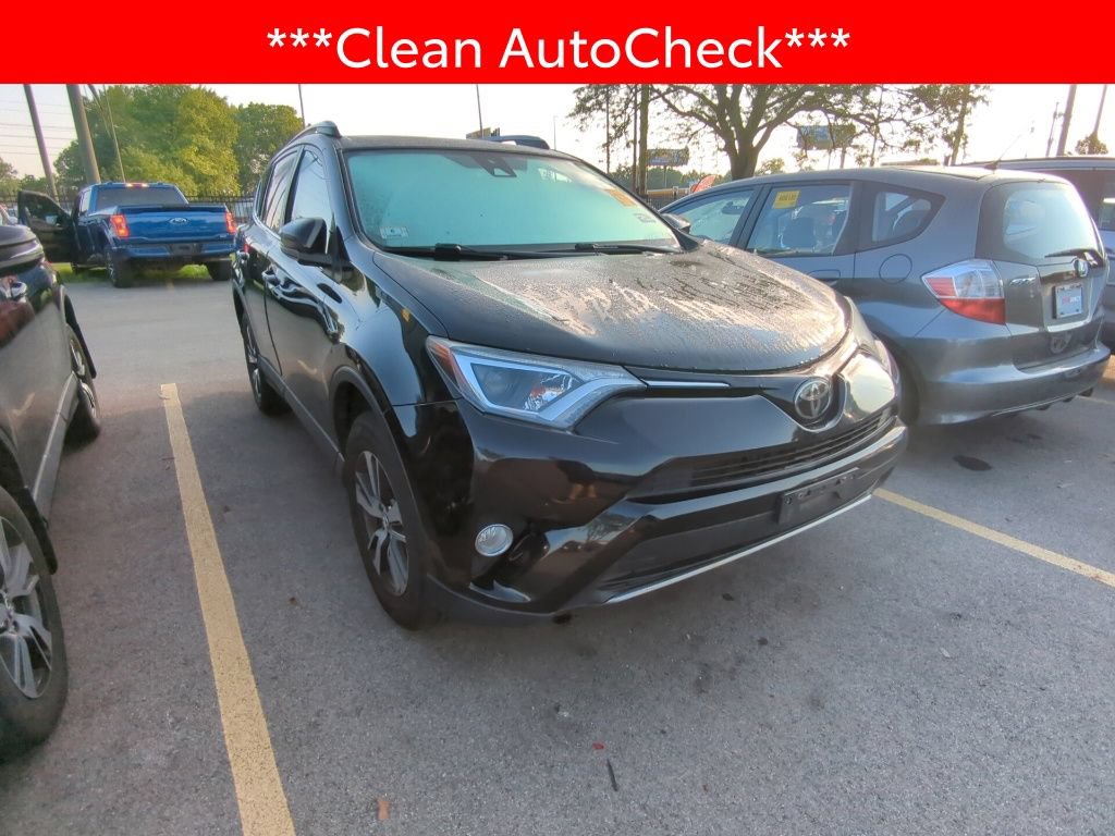 Used 2018 Toyota RAV4 XLE w/ Plus Extra Value Package AWD/4WD image 3
