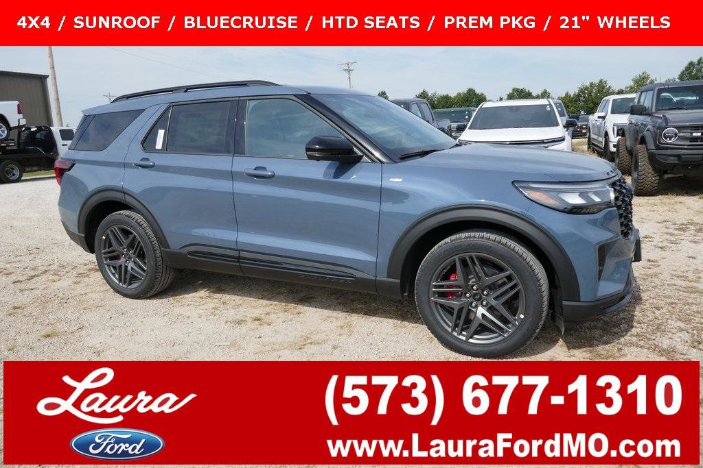 New 2025 Ford Explorer ST-Line w/ Premium Package image 1