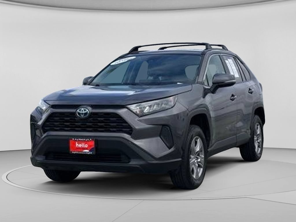Used 2022 Toyota RAV4 LE w/ Carpet Mat Package (TMS) AWD/4WD image 9