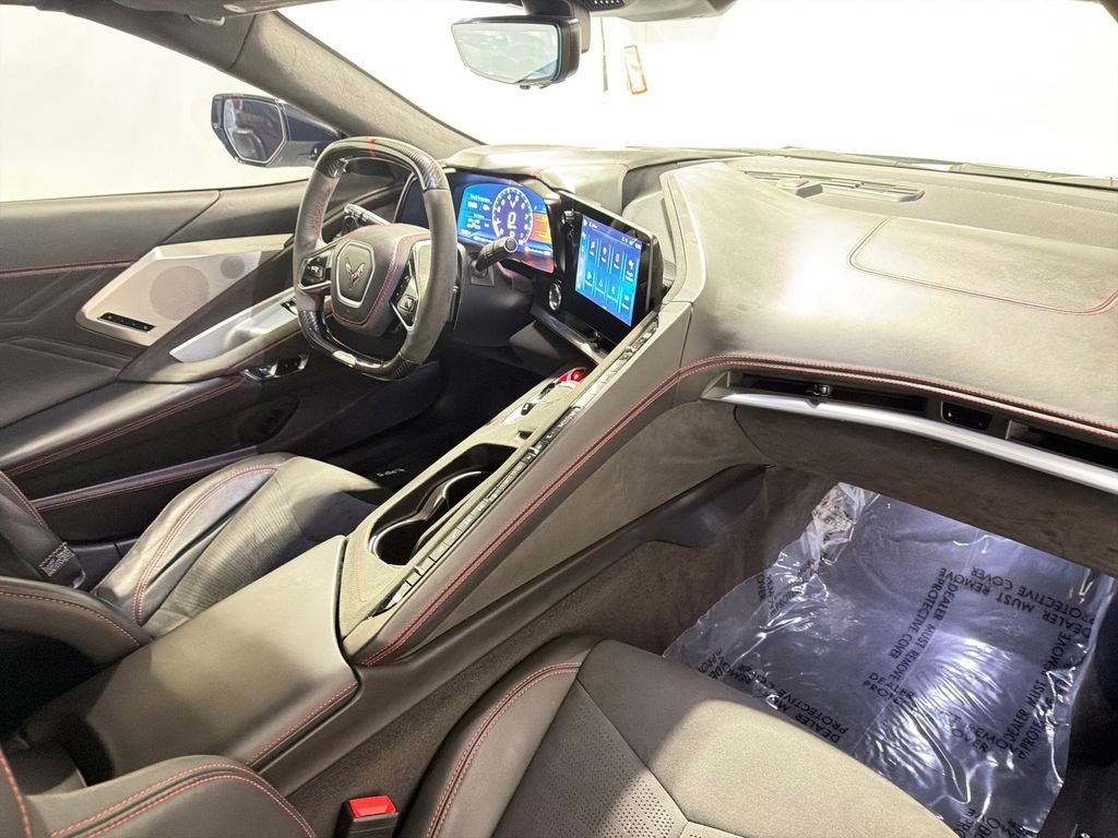 Used 2024 Chevrolet Corvette Z06 image 25