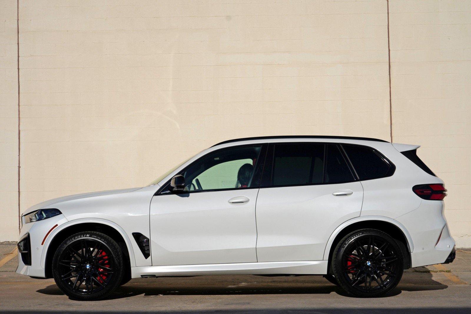 Used 2026 BMW X5 M Competition w/ Executive Package AWD/4WD image 10