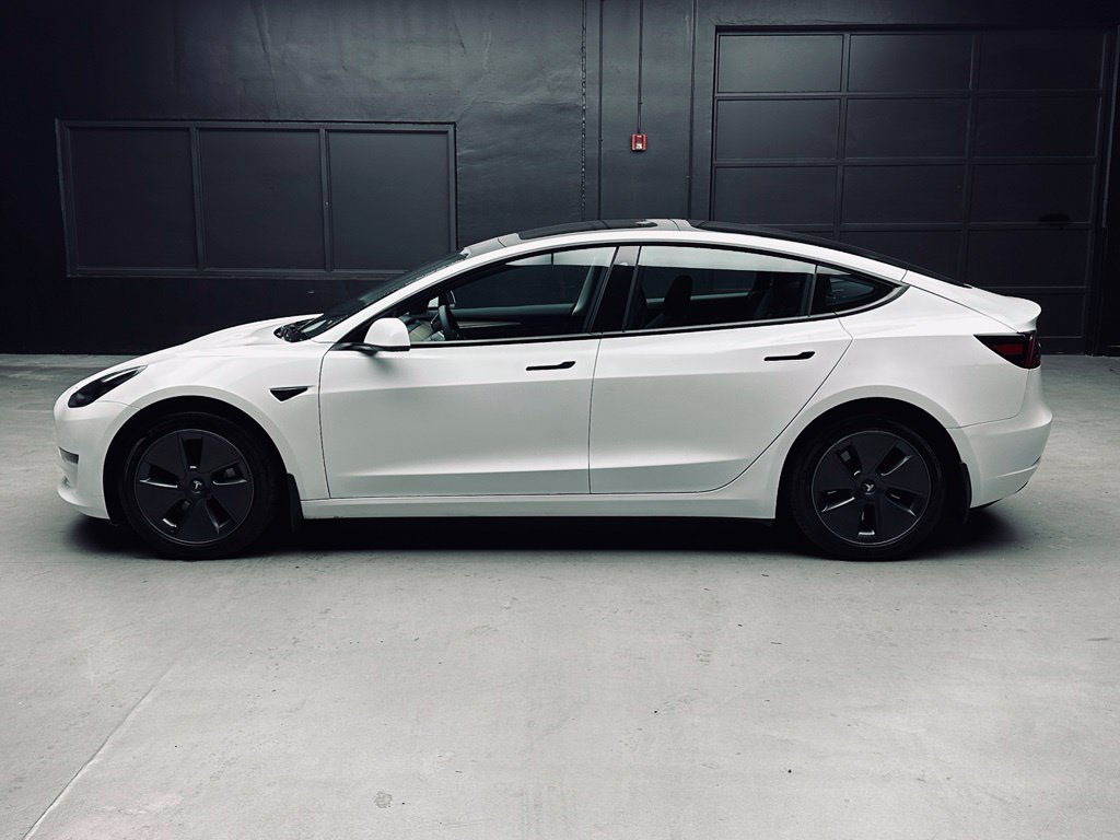 Used 2023 Tesla Model 3 Standard Range RWD image 4