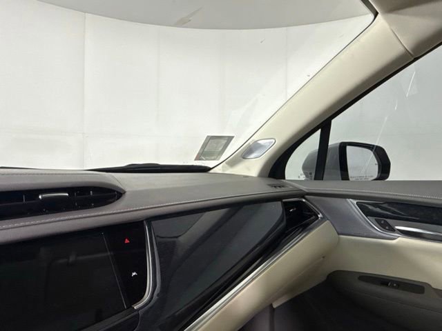 Certified 2024 Cadillac XT6 Premium Luxury w/ Technology Package FWD image 18