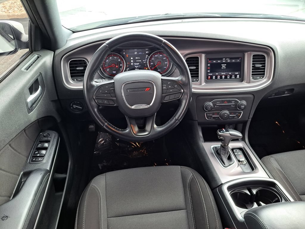 Used 2020 Dodge Charger SXT RWD image 10