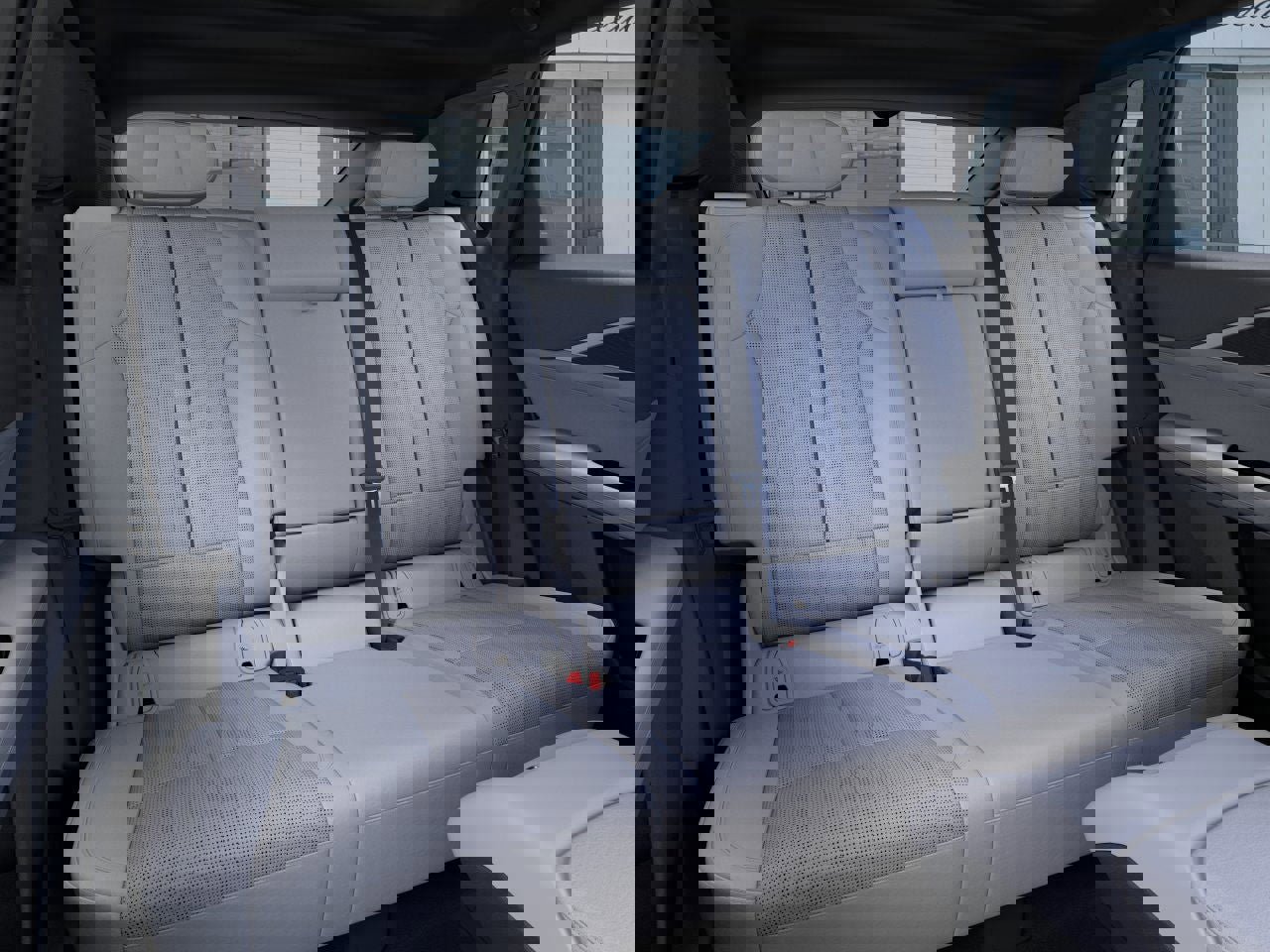 New 2026 Cadillac Lyriq Luxury image 17