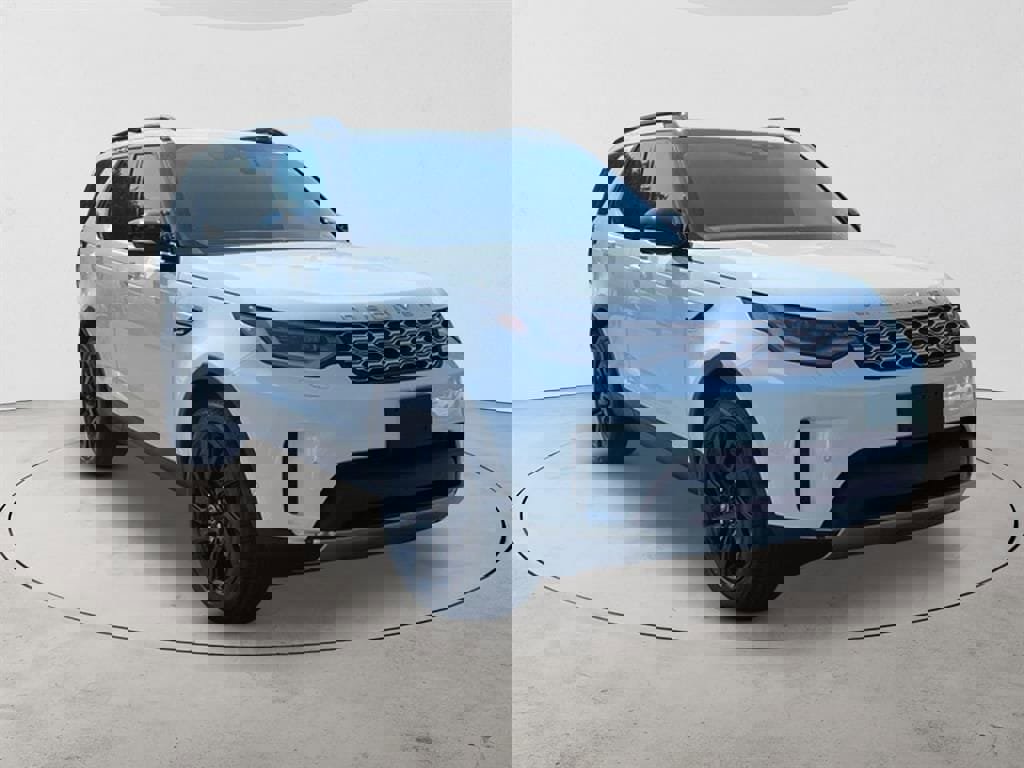 New 2025 Land Rover Discovery S image 7