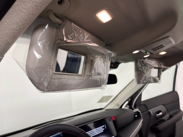 New 2026 Nissan Kicks SR w/ SR Premium Package FWD image 35
