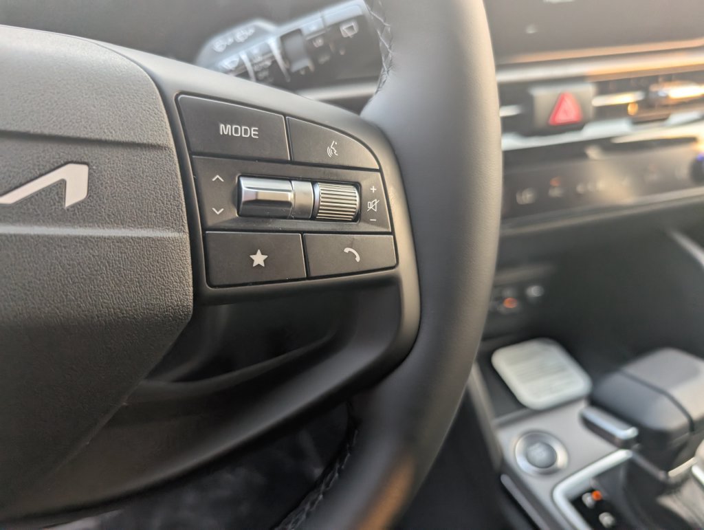New 2026 Kia Sportage EX FWD image 17