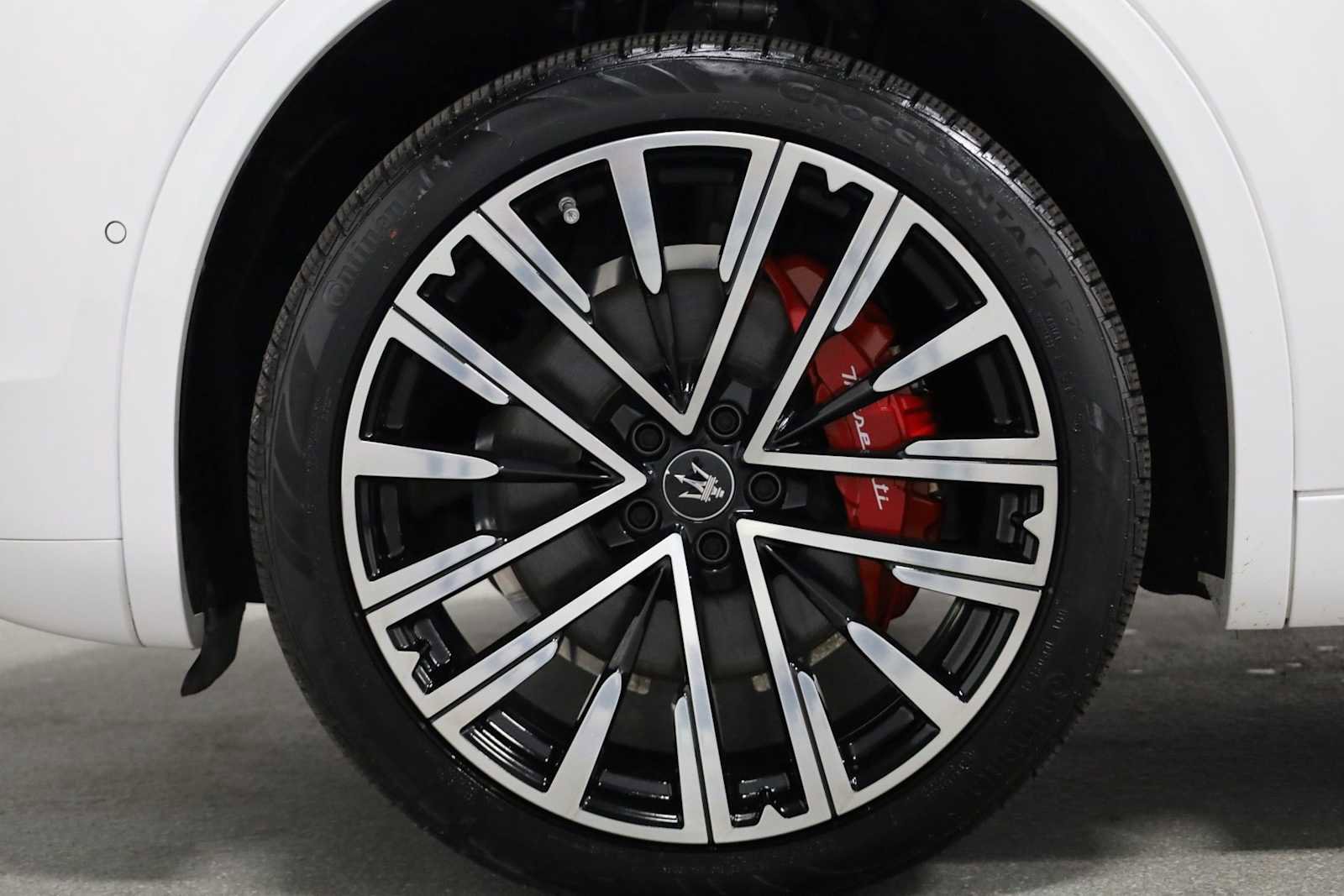 Used 2023 Maserati Grecale Modena image 40