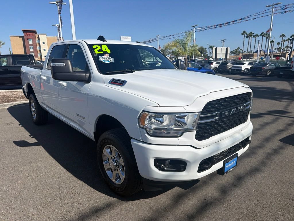 Used 2024 RAM 2500 Big Horn w/ Sport Appearance Package AWD/4WD image 7