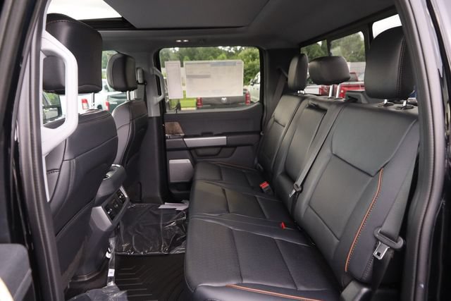New 2026 Ford F250 Lariat w/ Black Appearance Package AWD/4WD image 12