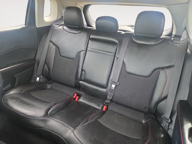 Used 2019 Jeep Compass Trailhawk AWD/4WD image 13