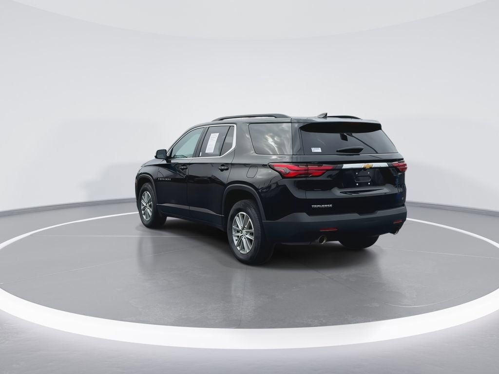 Used 2023 Chevrolet Traverse LT image 6