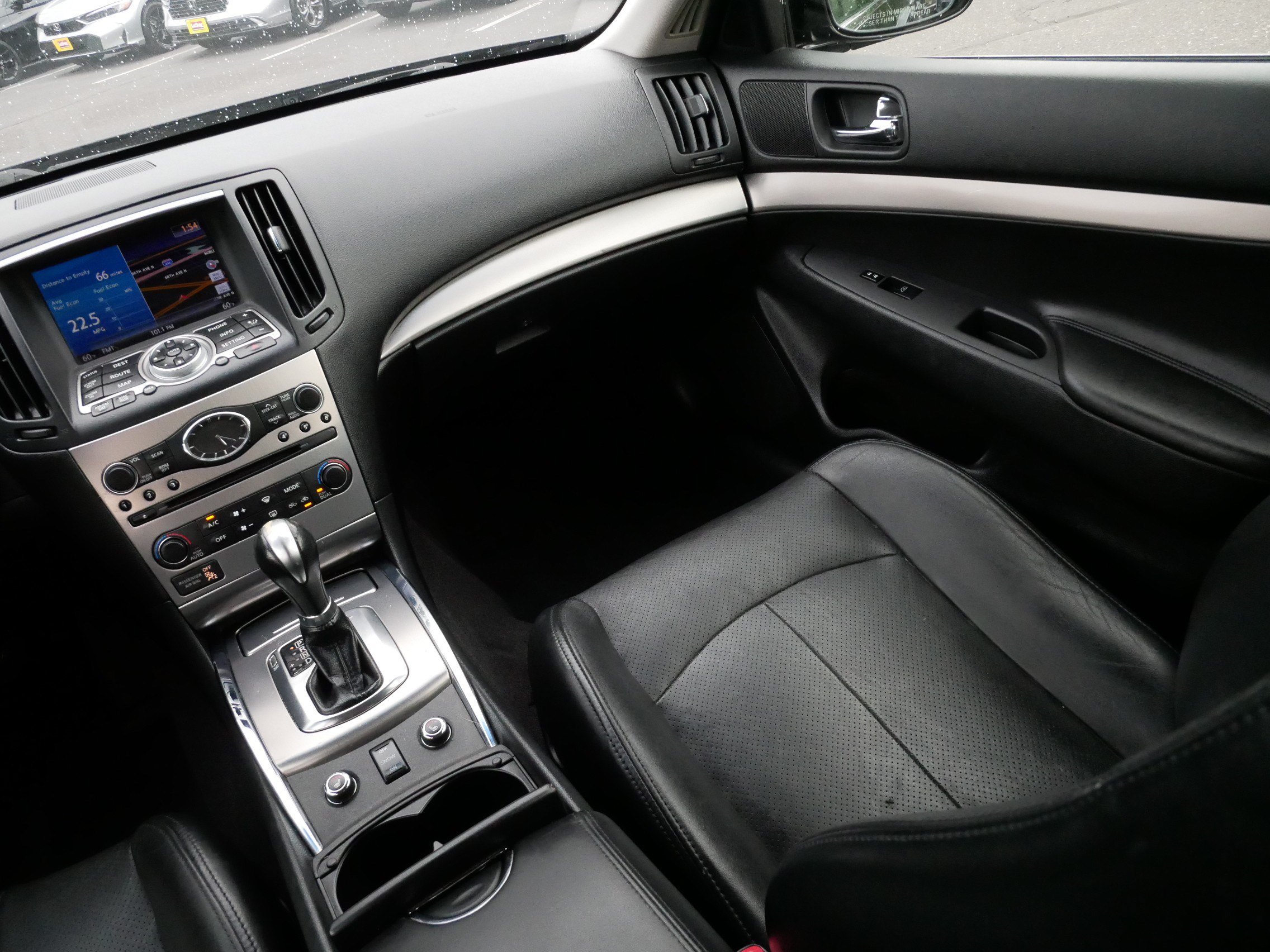 Used 2013 INFINITI G37 x Sedan w/ Premium Pkg AWD/4WD image 11
