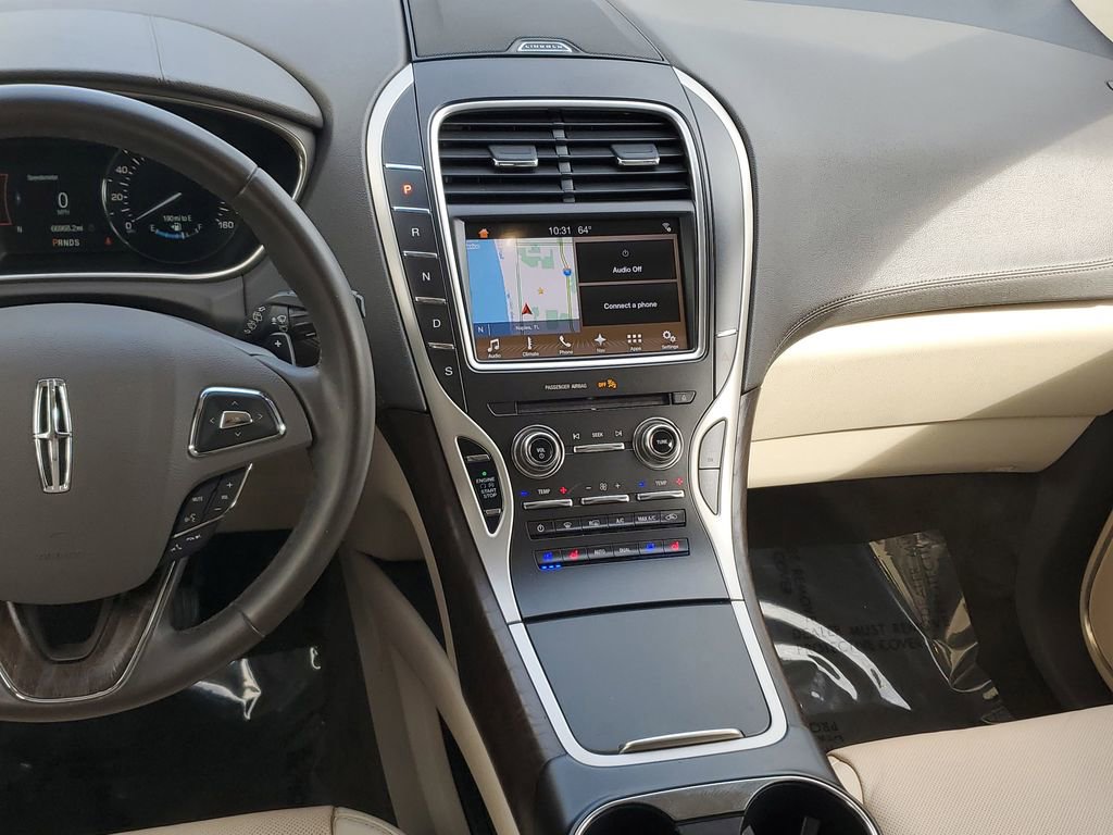 Used 2018 Lincoln MKX Reserve image 19