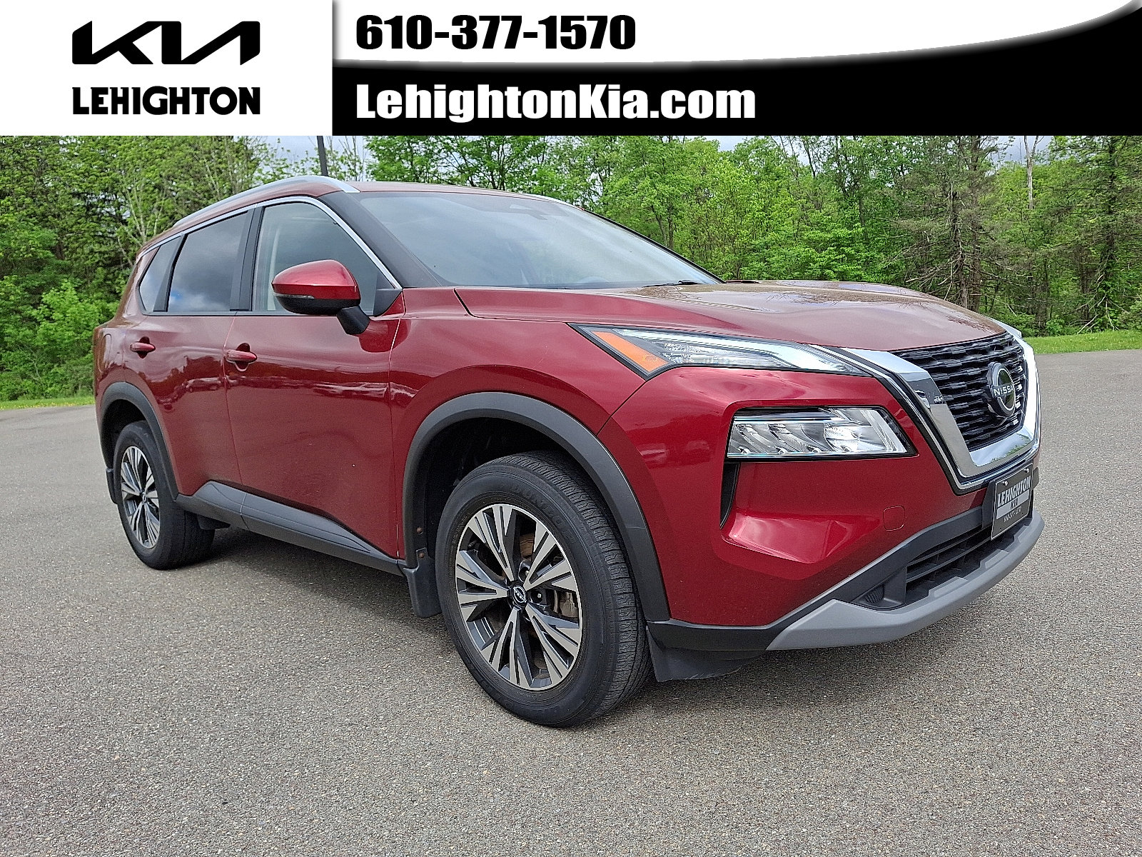 Used 2022 Nissan Rogue SV w/ SV Premium Package image 1