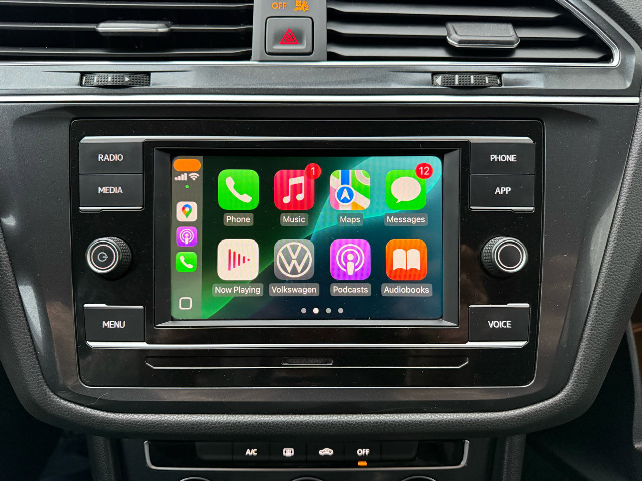 Used 2021 Volkswagen Tiguan S image 15