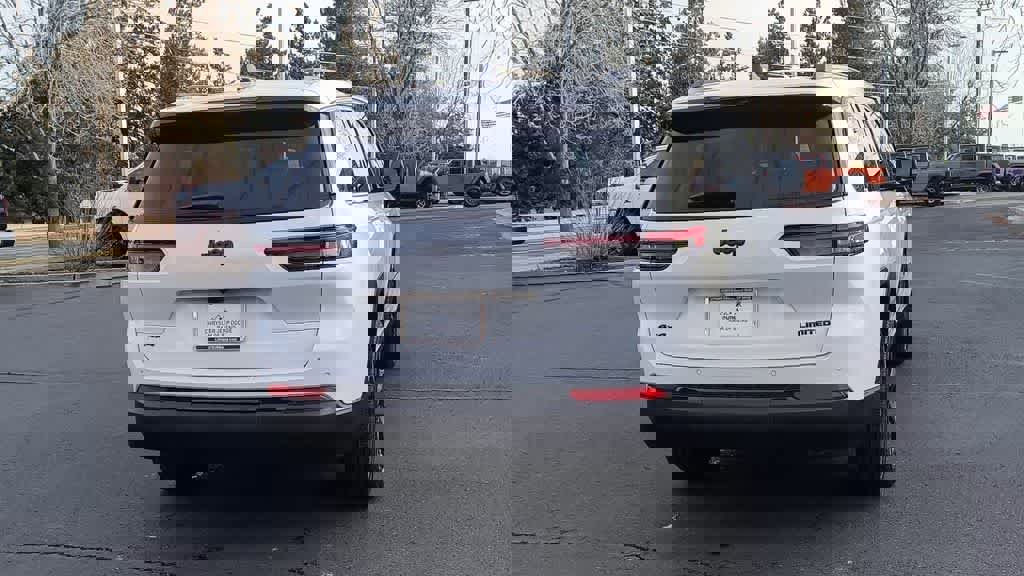 New 2025 Jeep Grand Cherokee L Limited w/ Luxury Tech Group II image 8