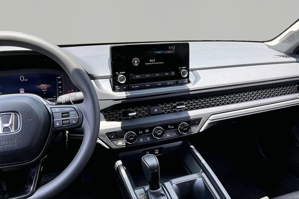Used 2024 Honda Accord EX image 10