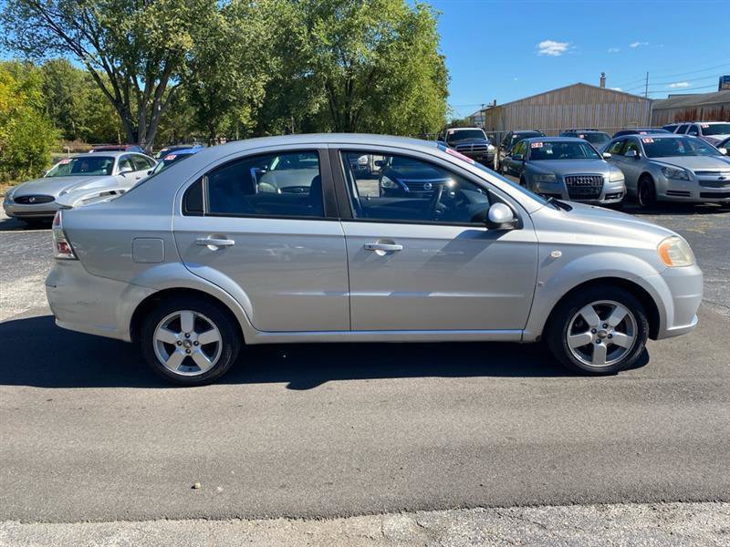 Used 2008 Chevrolet Aveo LS w/ Power Package FWD image 4
