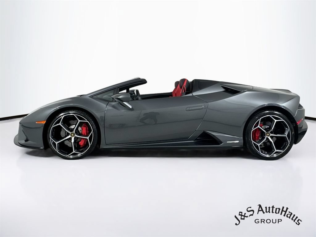 Used 2021 Lamborghini Huracan EVO RWD image 4
