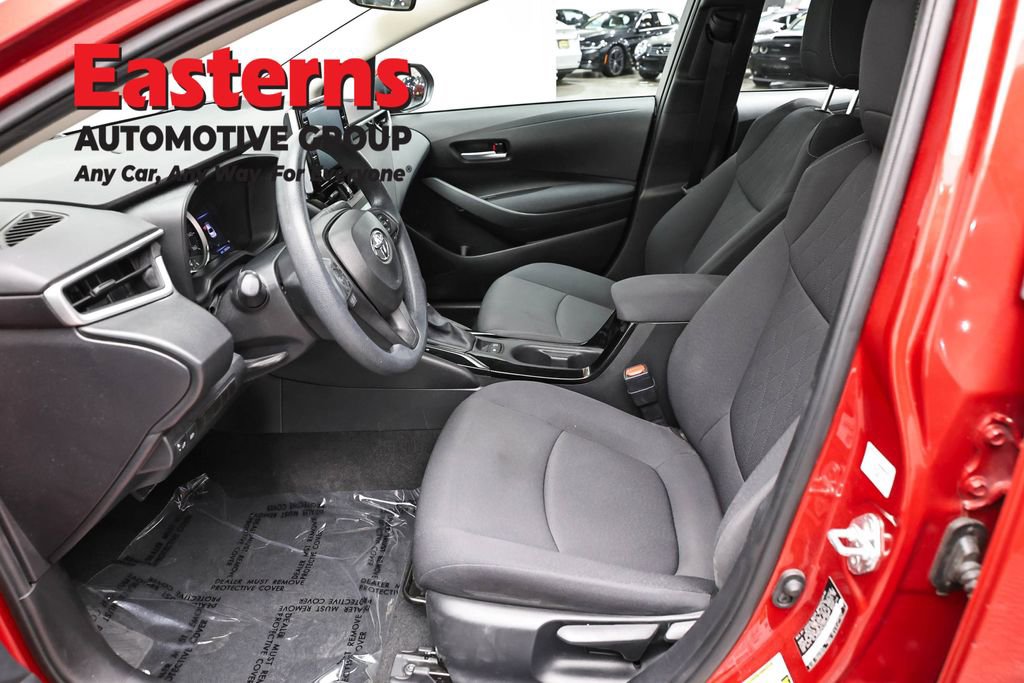 Used 2020 Toyota Corolla LE FWD image 13