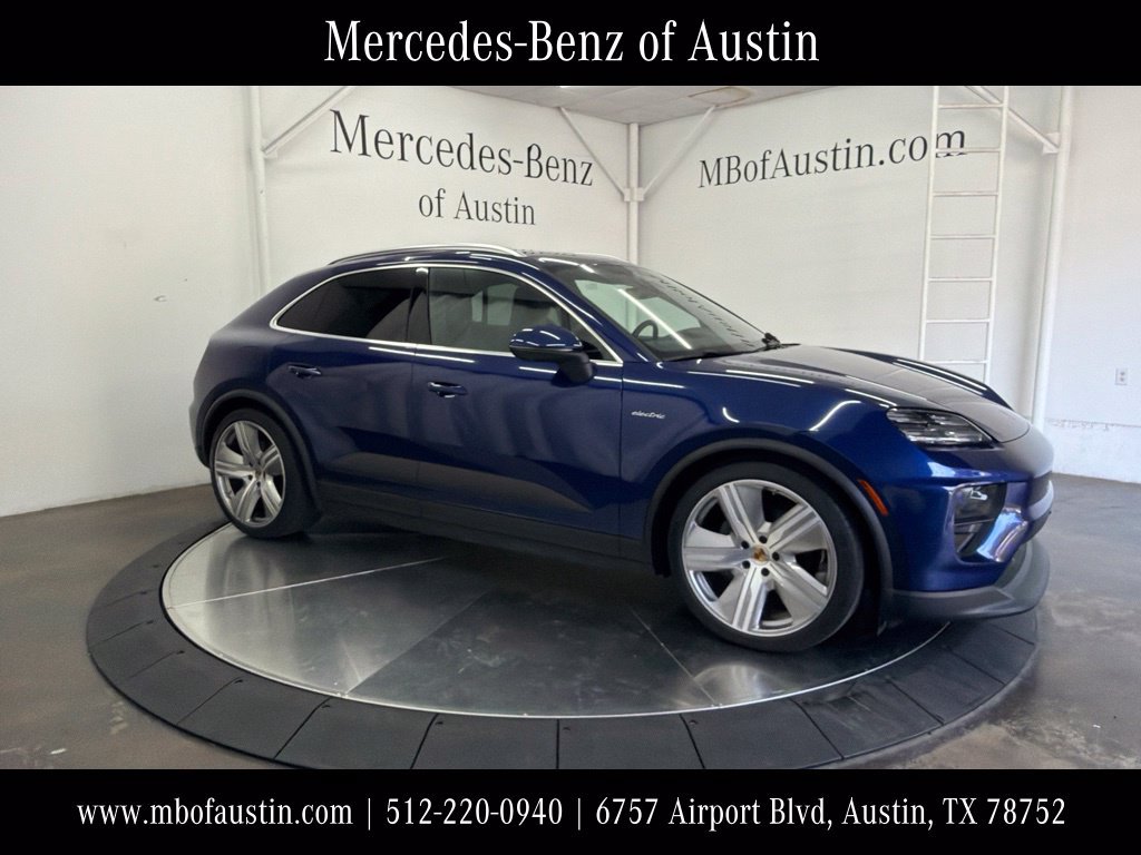 Used 2024 Porsche Macan 4 Electric AWD/4WD image 1