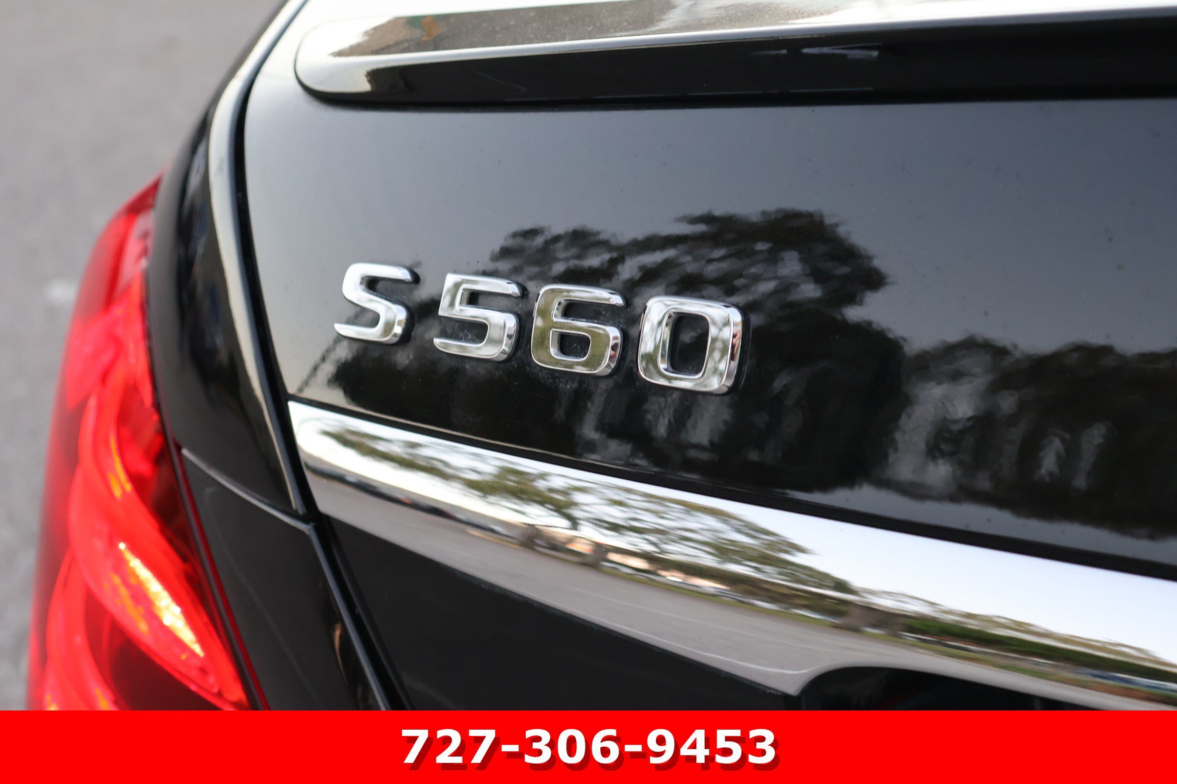 Used 2018 Mercedes-Benz S 560 4MATIC Sedan image 9