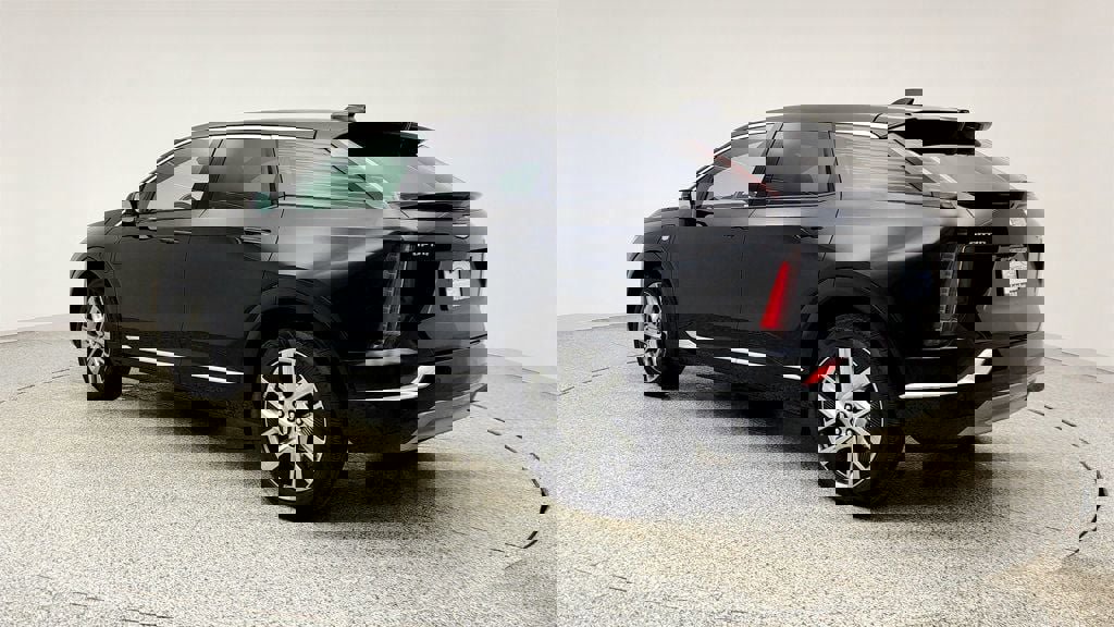 Used 2026 Cadillac Optiq Luxury 1 AWD/4WD image 7