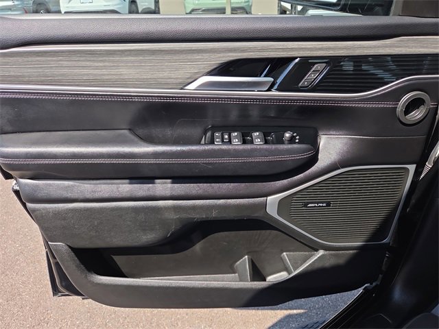 Used 2023 Jeep Wagoneer L Series II image 19