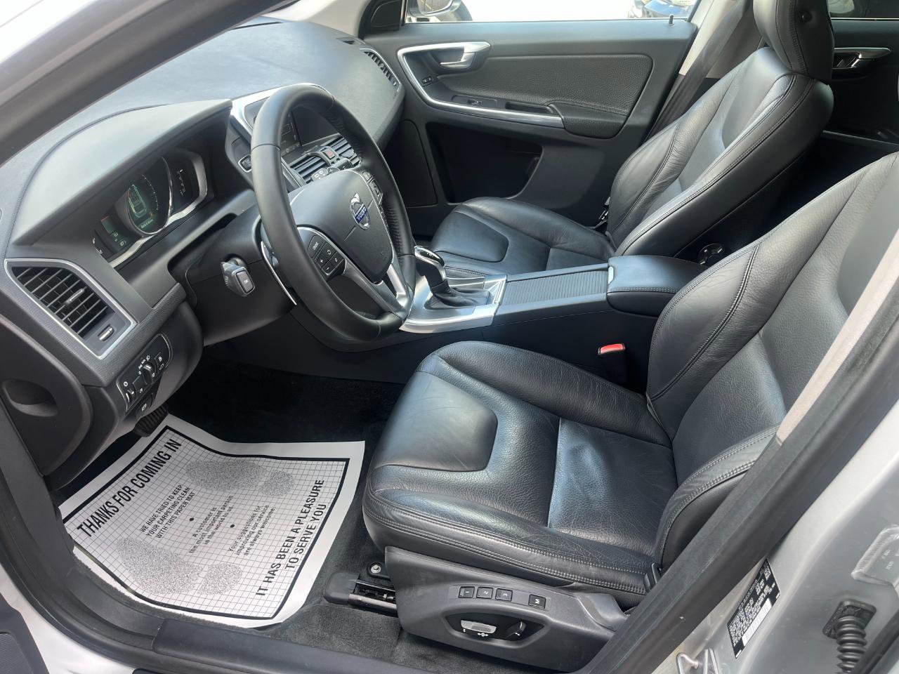 Used 2014 Volvo XC60 T6 image 11