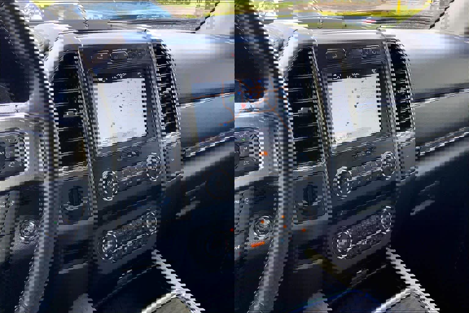 Used 2018 Ford Expedition Platinum RWD image 7