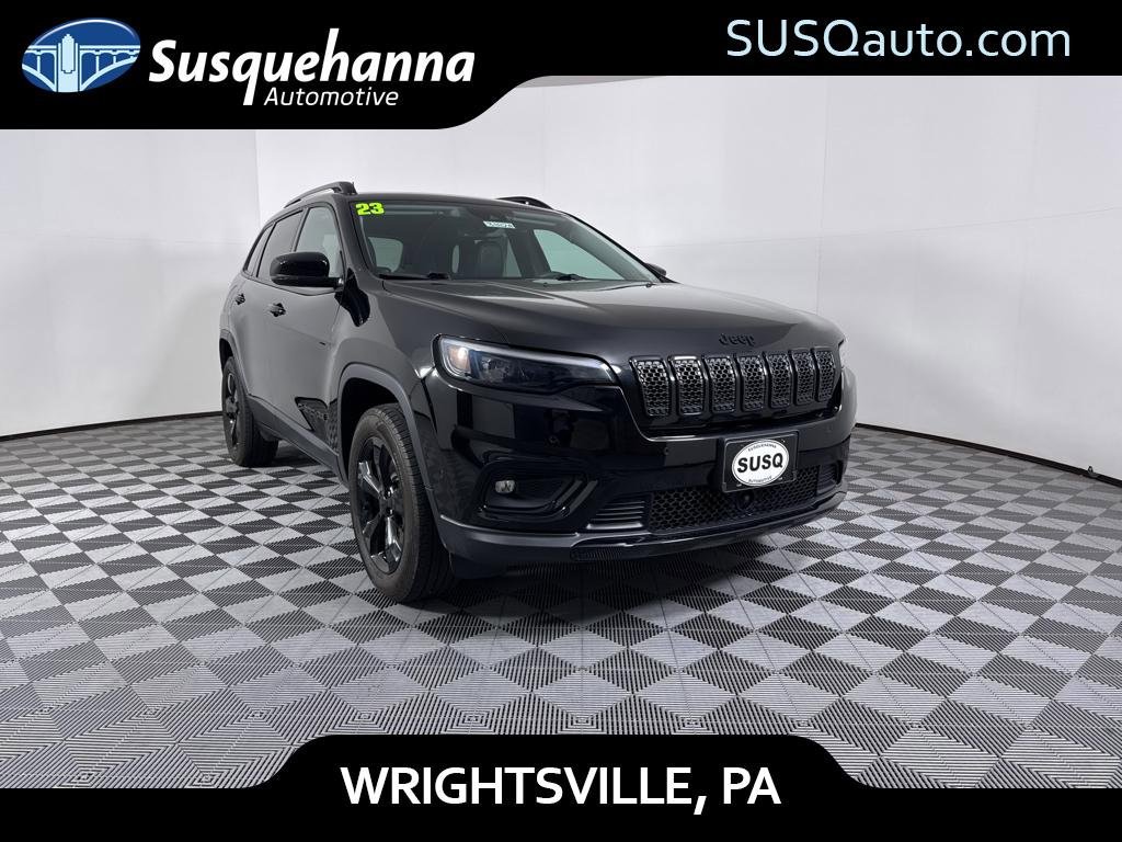 Used 2023 Jeep Cherokee Altitude Lux AWD/4WD video 1