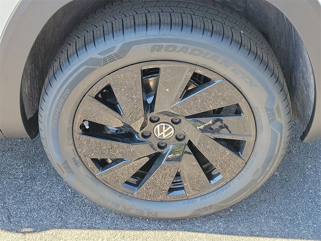 New 2026 Volkswagen Atlas Cross Sport SE image 5