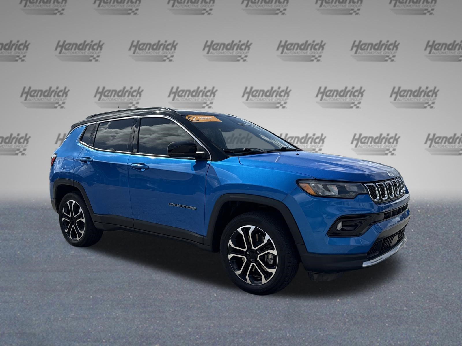 Used 2023 Jeep Compass Limited image 2