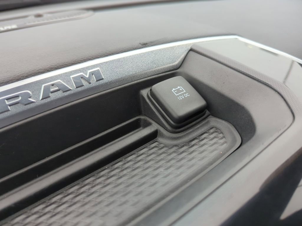 Used 2022 RAM 2500 Laramie w/ Night Edition image 26